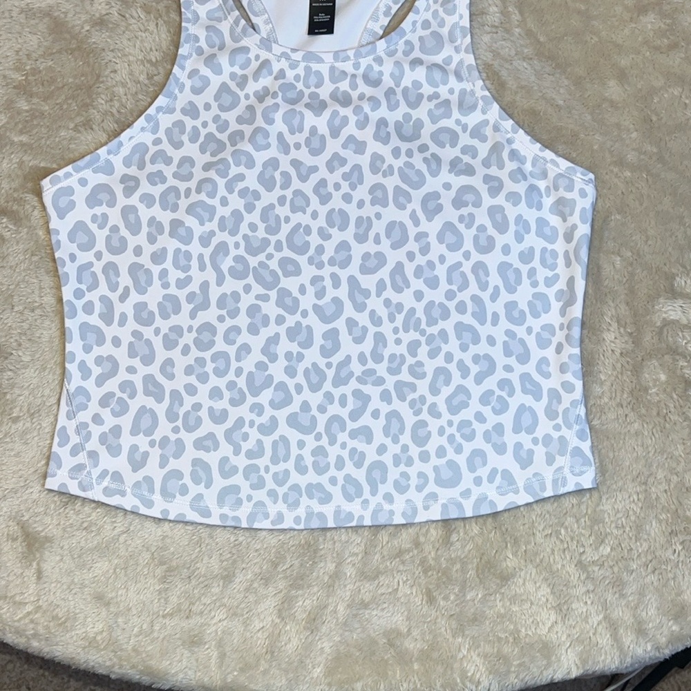90 Degree‎ By Reflex Gray Leopard top - Picture 2 of 5